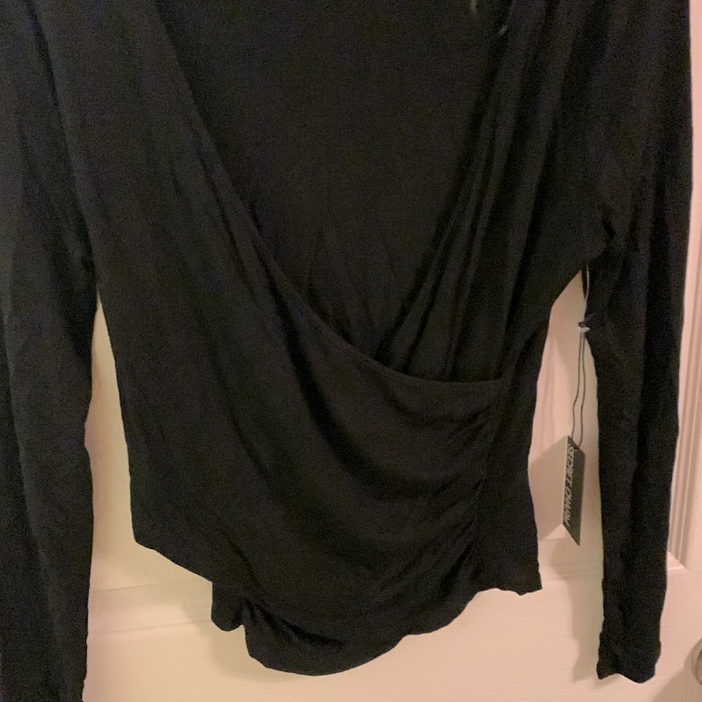 Secret charm top - Picture 3 of 3